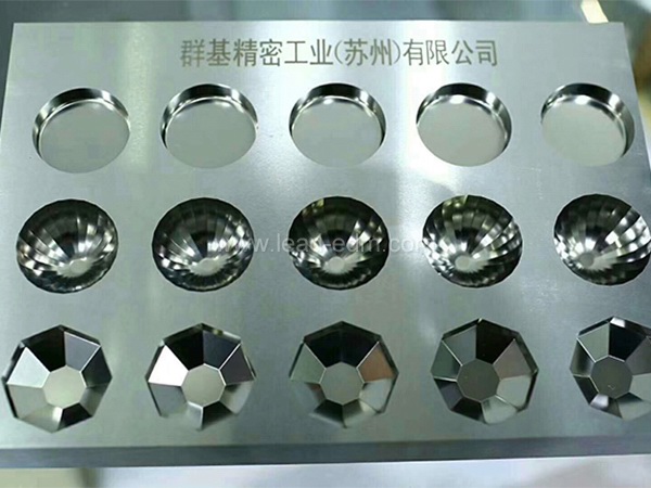 JF500L由群基精密工業(yè)（蘇州）有限公司生產(chǎn)，2020年計劃銷售600臺